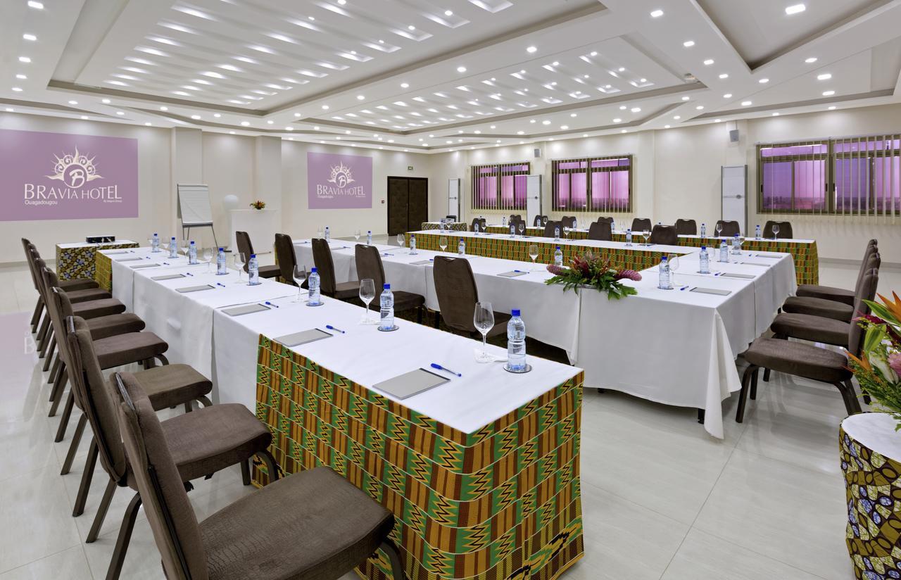 Bravia Hotel Ouagadougou Esterno foto