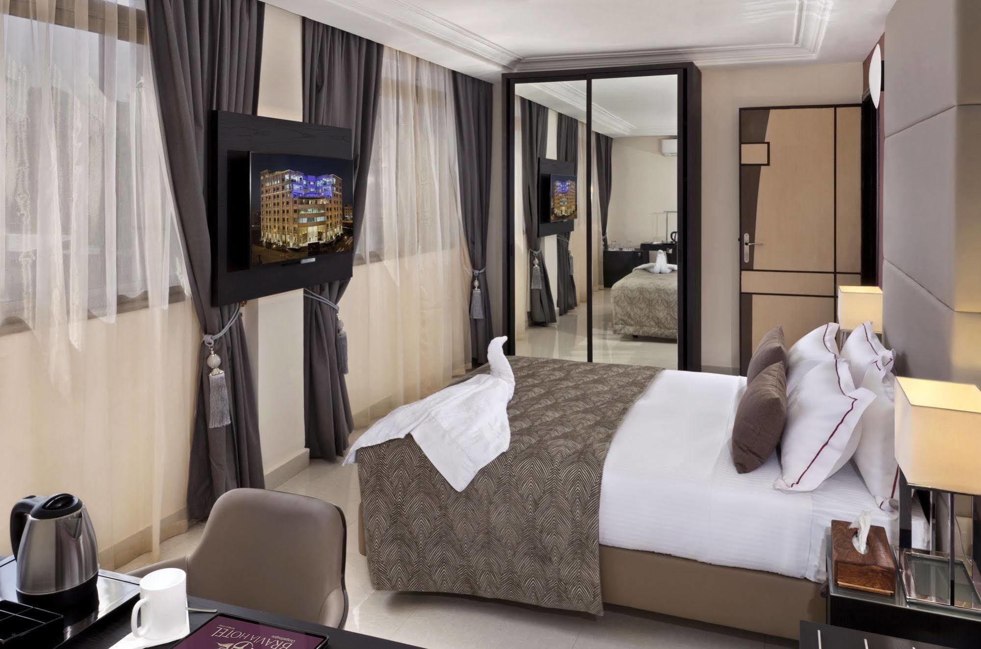 Bravia Hotel Ouagadougou Esterno foto